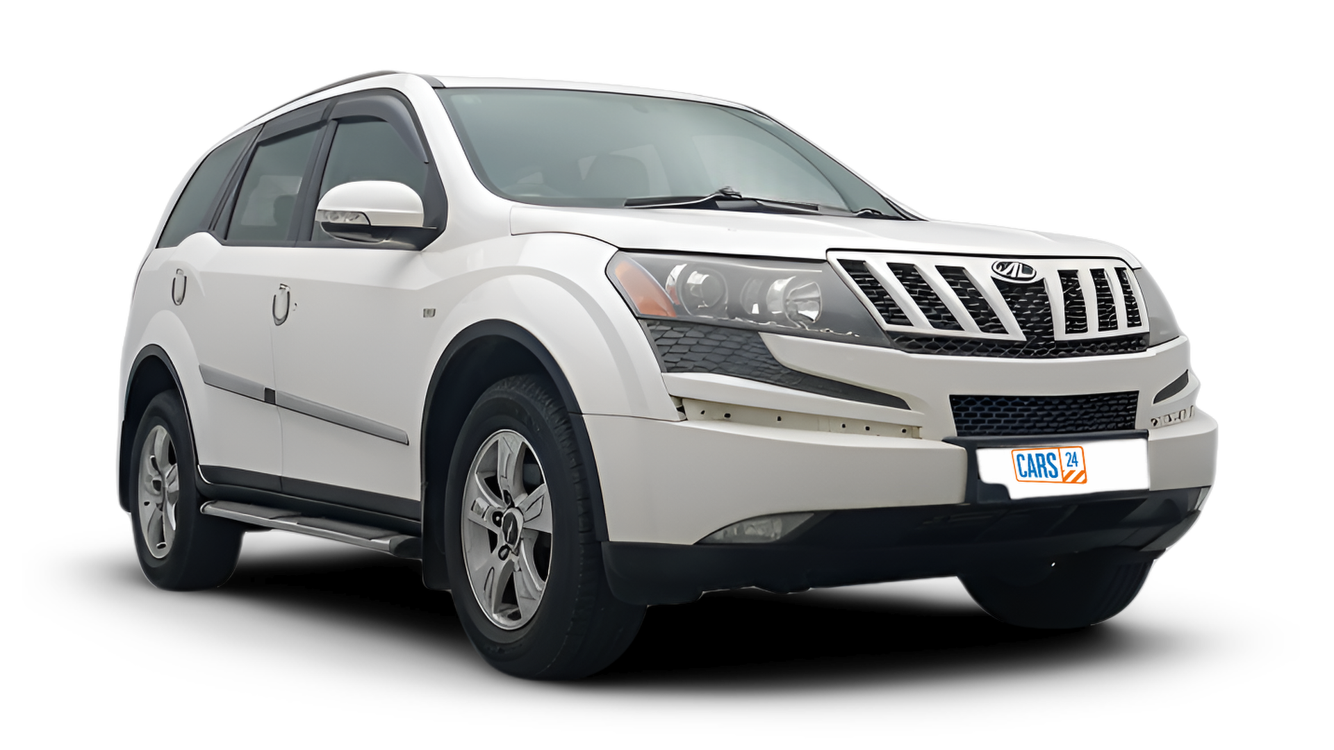 Mahindra XUV500-img